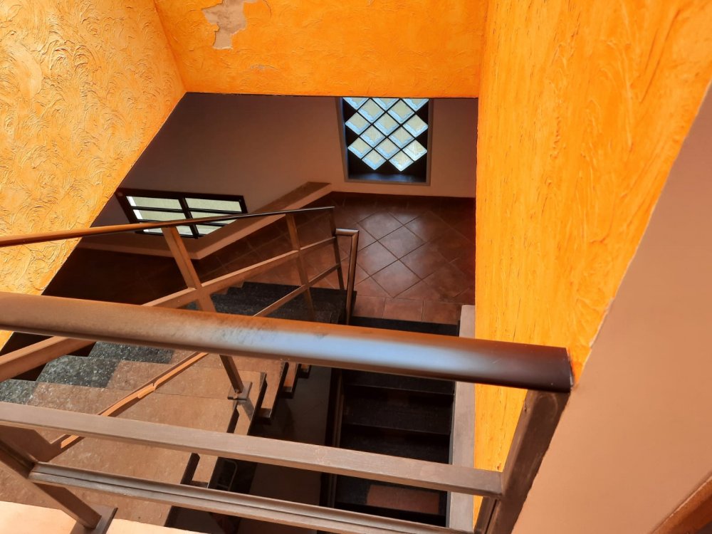 Escada entre Pavimentos 