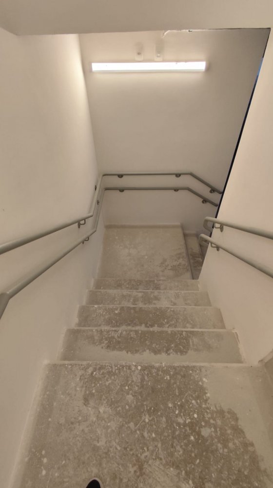 Escada entre Pavimentos 