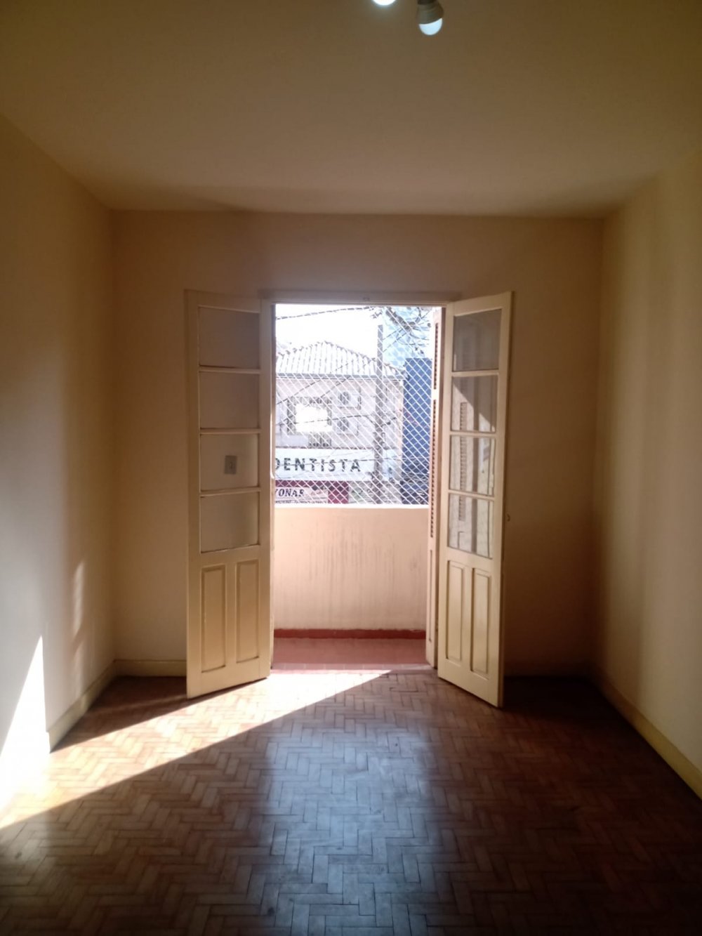 Dormitório com Sacada