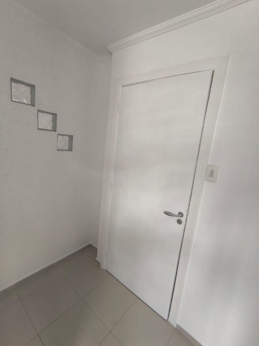 Porta de entrada Pavimento Superior 