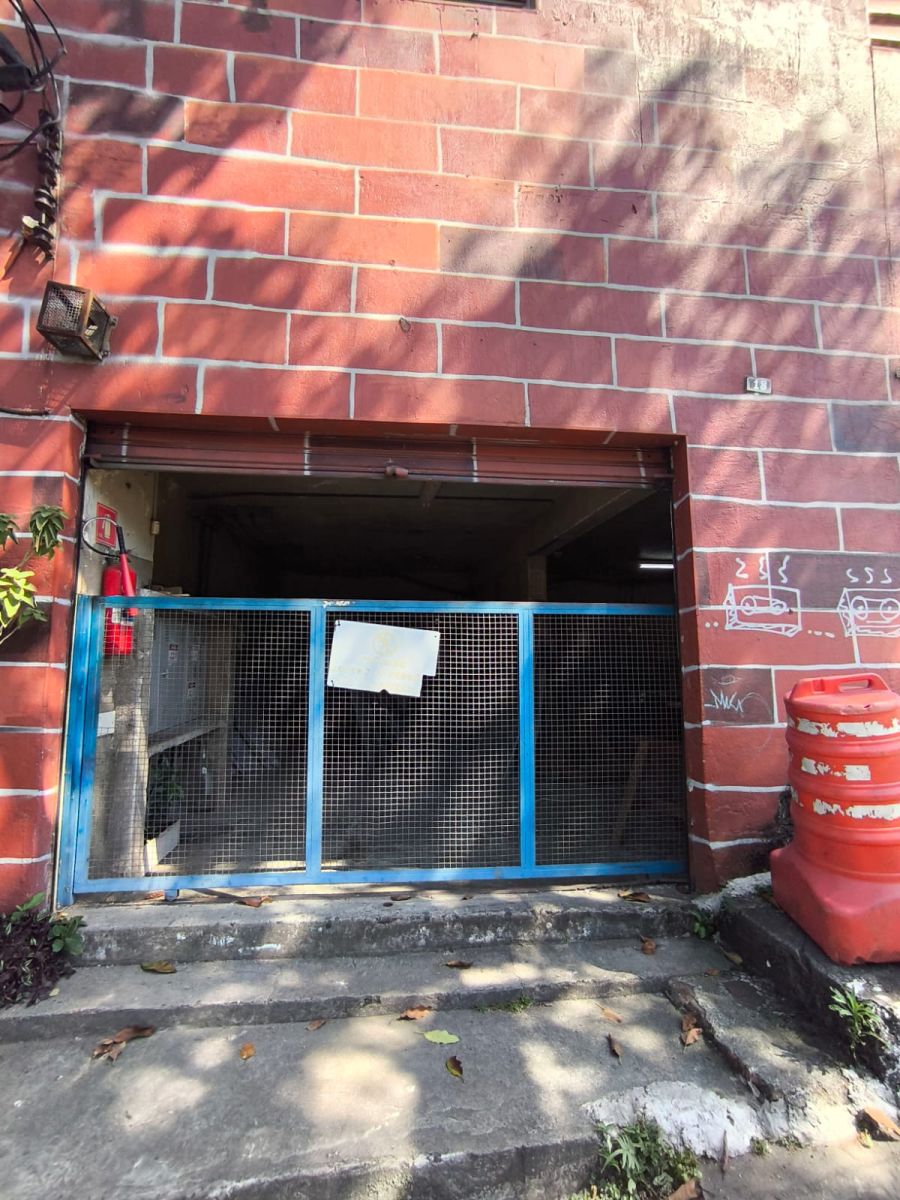 Entrada pavimento inferior