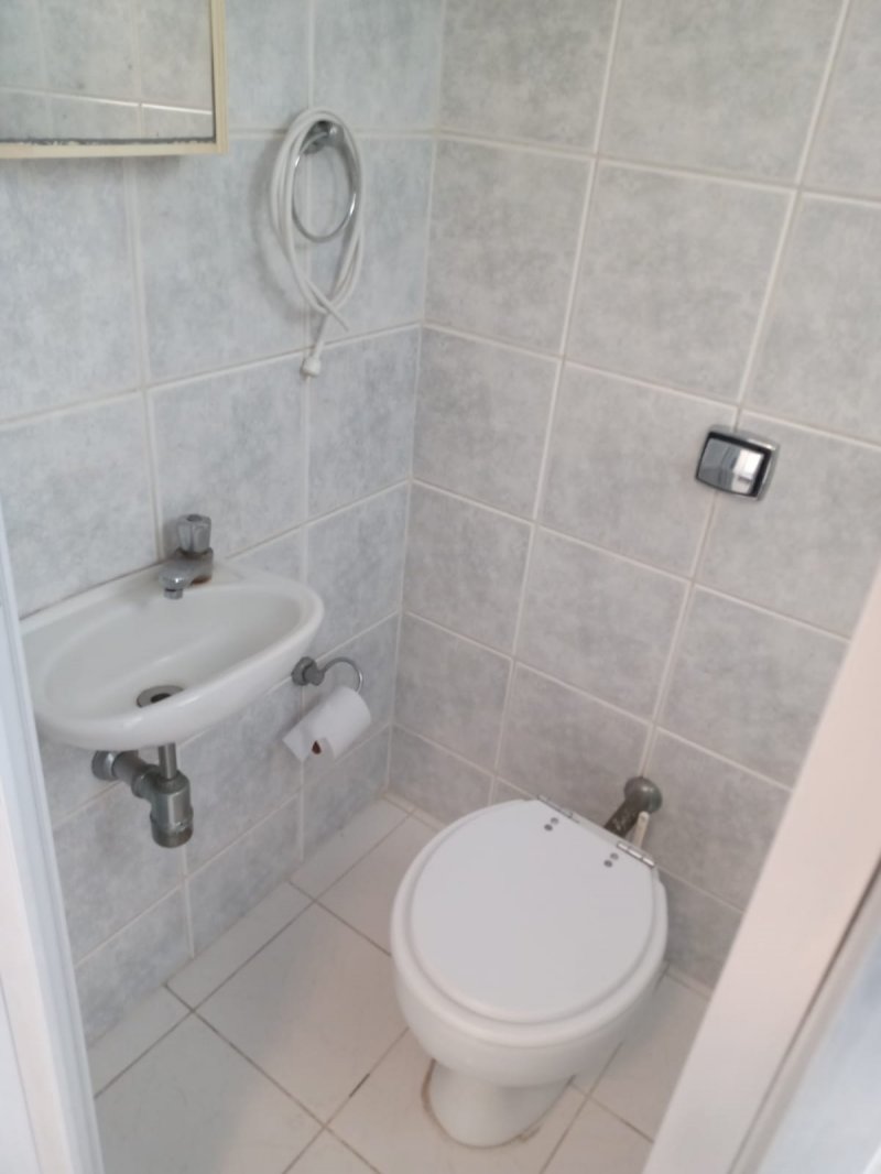 Banheiro de Empregada 