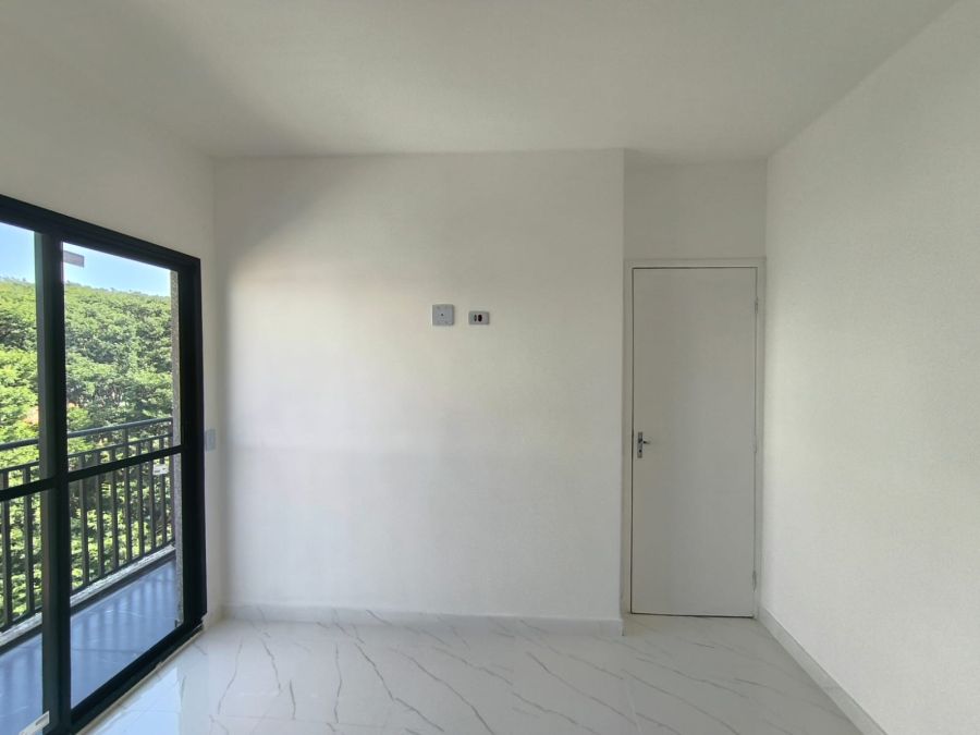 Dormit�rio com Sacada 