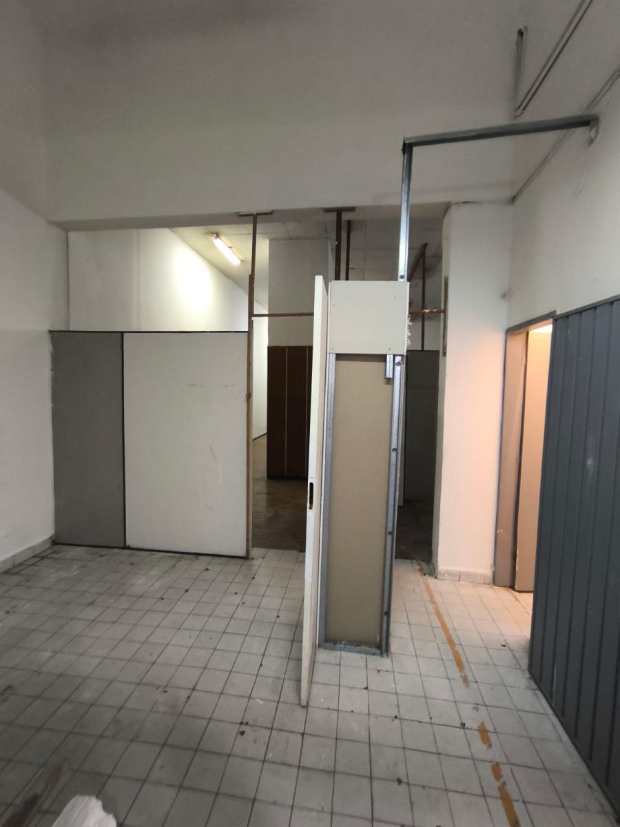 Corredor de banheiros