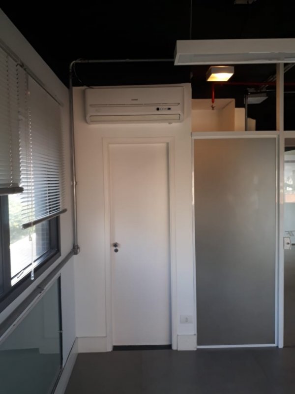 Banheiro da Sala ar condicionado