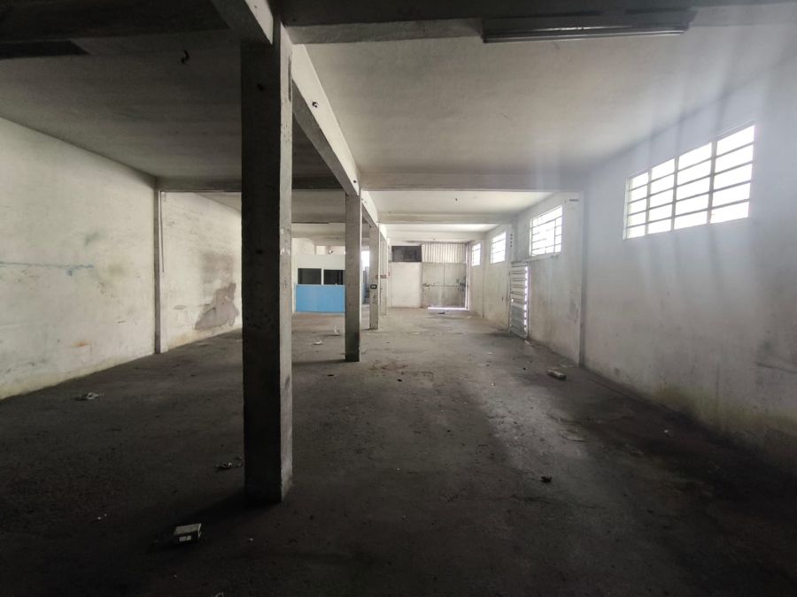 V�o livre T�rreo Galp�o Direito 