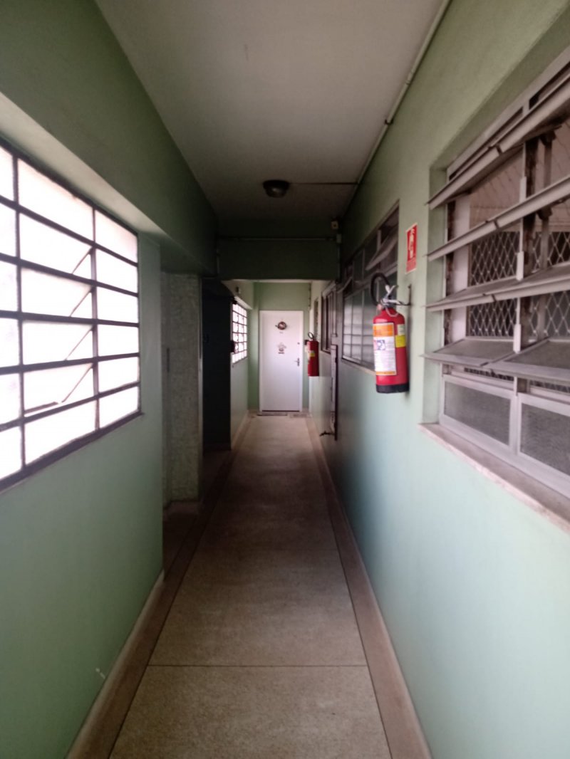 Corredor Apartamentos 