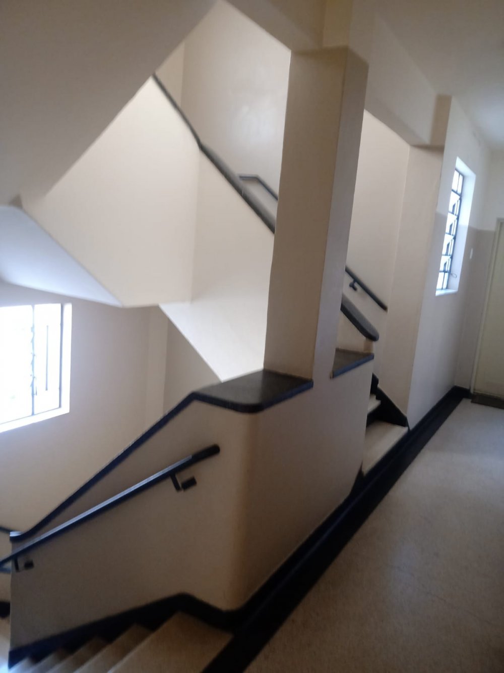 Escada entre Pavimentos