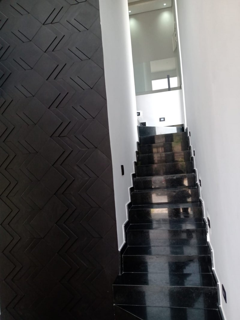 Escada entre Pavimentos 