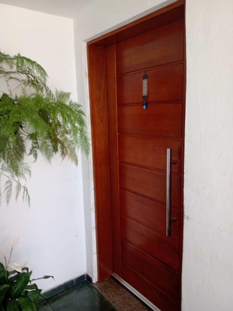 Porta da Sala Entrada 