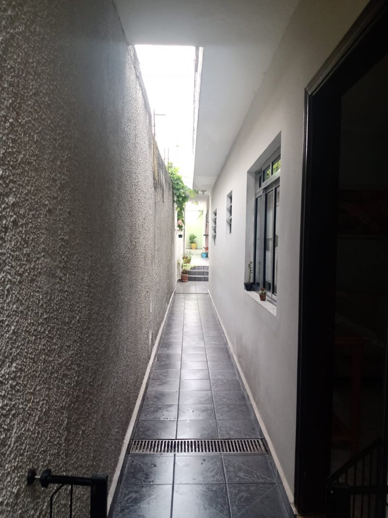 Corredor entrada Casa 01