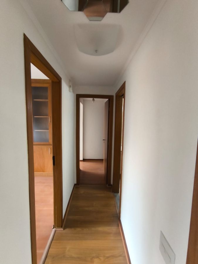 Dormit�rio com ventilador no Teto 