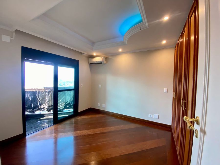 Dormit�rio Suite com Sacada 