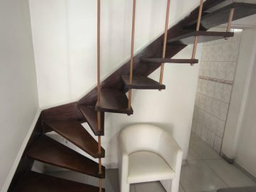 Escada entre Pavimentos 