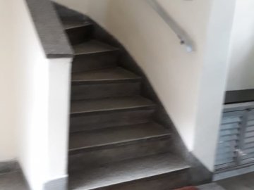 Escada Condomnio