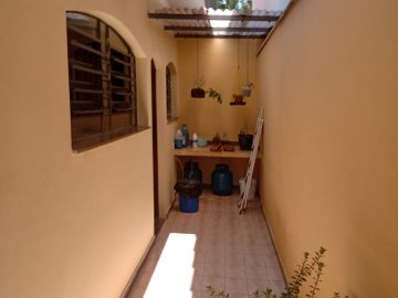Corredor quintal entrada Cozinha 