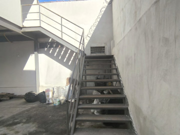 Escada Mezanino