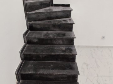 Escada entre Pavimentos 