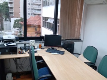 Sala com Banheiro 