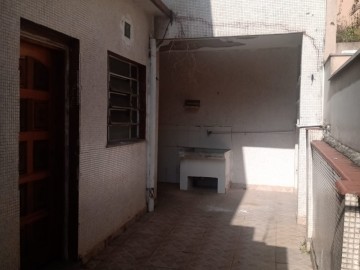 Quintal e rea de servio