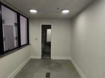 Saka com divisria de drywall
