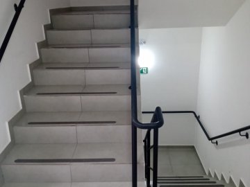 Escada entre Pavimentos 