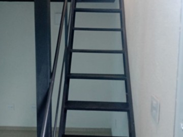 Escada Mezanino 