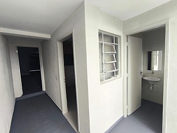 Dormit�rio e Banheiro Externo 